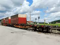 Sggmrrss (31814932367-3) steht am Bahnhof Redl-Zipf mit Mobilern f�r die Brauerei bereit; 120807