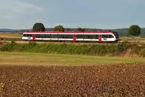 GKB GTW 63.09  S-Bahn Steiermark  besucht die Landesbahn zwischen Korneuburg und Ernstbrunn. Die Aufnahme entstand am 15.09.2012 bei W�rnitz-Hetzmannsdorf.