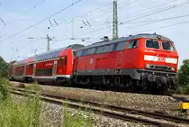 Die 218 401-8 zieht eine RB von M�hldorf durch M�nchen Riem am 19.07.2012