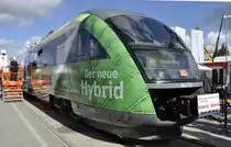19.09.12  InnoTrans Berlin ; der 642er als Erprobungsfahrzeug: Nutzung der beim Bremsen gewonnenen Emergien f�r den Fahrzeugantrieb und Bordverbrauch �ber Batterie-
speicherung. Erprobung soll auf der Westfrankenbahn erfolgen.