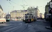 Graz GVB: Am 17. Oktober 1978 treffen sich SL 7 (GT6) und SL 6 (Tw 203) auf Jakominiplatz.