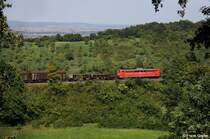 DB 151 056-5 vor G�terzug Richtung Ansbach, KBS 920 W�rzburg - Treuchtlingen, fotografiert auf der Frankenh�he bei Marktbergel am 26.08.2011 
