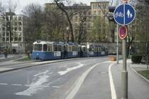 M�nchen MVV Tramlinie 19 (p3.17 3020 + P3.16 2020) Max-Planck-Strasse im April 1990.