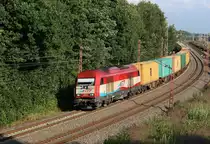 420 14 brummt mit einem G�terzug in Richtung Bremerhaven. Aufgenommen am 14.7.12 in der N�he von Wulsdorf.