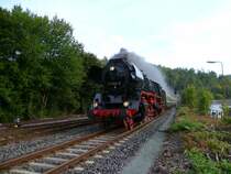 41 1144-9 Mit dem Elstertal Express 2012. Hier am 29.09.12 bei der Einfahrt in Greiz-D�lau.