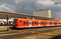 DB 425 540 als RE 10818 nach M�nchengladbach Hbf, am 10.07.2012 in Koblenz Hbf.