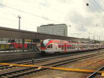 VIAS 406 als VIA 25008 von Frankfurt (M) Hbf nach Neuwied, am 10.07.2012 in Koblenz Hbf.