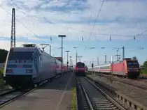 101 144 (Hertha BSC), 146 127 und 101 127 (v.l.) nebeneinander in Norddeich.
Aufgenommen am 1.9.12