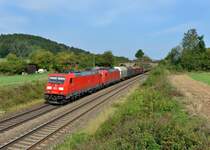 185 381 + 185 375 mit einem G�terzug am 11.09.2012 unterwegs bei Dettenhofen.