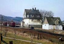 Bahnhof Brandoberndorf an einem sonnigen Sonntag im Winter in der 1. H�lfte der 1980iger Jahre.