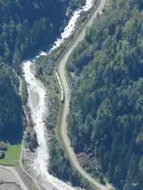 BOB - Zug unterwegs an der Weissen L�tschine zwischen Zweil�tschinen und Lauterbrunnen am 14.09.2012 .. Standort des Fotografen im Bergrest. auf der Schynigen Platte