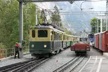 Einfahrt eines Zuges von der kleinen Scheidegg kommend mit BDeh 4/4 Nr.107 in Lauterbrunnen.03.10.12