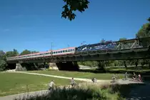 1116 126 am 09.09.12 mit EC 112 nach Klagenfurt an der Braunauer Br�cke in M�nchen