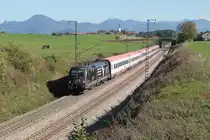 1116 153 mit OEC als Korridorzug von Salzburg nach Kufstein, aufgenommen bei Stra� am 03.10.2012 bei Stra�.