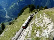 SPB - Ein Zug unterhalb des Rest.auf der Schynigen Platte am 124.09.2012