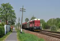 107 018 mit Fotog�terzug am 01.05.2012 in Naunhof
