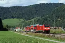 146 232-4 mit dem IRE 5321 Karlsruhe-Kreuzlingen bei Hausach. Aufgenommen am 05.10.2012.
