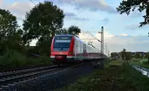 Nachschu� auf einen S8 Zug nach Hagen in Kleinenbroich am 5.10.2012 