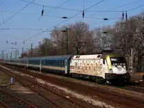 470 010  Aranycsapat  mit EN467 Wiener Walzer nach Budapest.
18.03.2012.