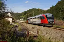 5022 059 erreicht am 08.10.2012 p�nktlich um 15:28 Uhr als R/REX2716 (Fehring - Wiener Neustadt Hbf) den Bahnhof Aspang.