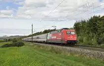 101 080 mit Werbung f�r CEWE Fotobuch ist mit IC 119 nach Innsbruck HBF unterwegs.Aufgenommen bei Kuchen an der Fils am 17.10.2012.Leider ohne Sonne die Wolken machten mir eine Strich durch die Rechnung:-(