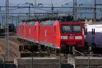 185 113-8 abgestellt in Erstfeld, 1.10.2011. 