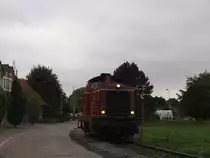 D21 (ehemalige 211 125-0) der Bentheimer Eisenbahn AG auf die Hafenbahn in Emlichheim am 18-9-2012.