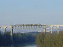 SBB EW II Pendel mit RBe 540 alls S22 B�lach-Schaffhausen auf der Eglisauer Br�cke zwischen Eglisau und H�ntwagen-Wil am 01.02.2003