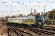 Bahnerlebnistag am 14.10.2012 auf dem Regensburger Hauptbahnhof.Agilis 440 104 bei der Einfahrt.