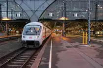 IC-Stw in Leipzig Hbf wartet auf die Abfahrt mit dem IC 2238 nach Warnem�nde, Schublok war 101 119-6.14.10.2012