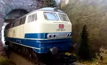 Diesellok 218 199-8 auf der Anlage. Foto 17.10.2012