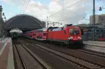 182 021-6 mit der S 1 (37743) Mei�en Triebischtal - Bad Schandau am 15.01.2012 bei der Ausfahrt aus Dresden Hbf