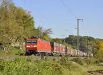 185 143 mit dem KLV-Arcese auf der Filsbahn in Richtung Kornwestheim.Aufgenommen bei Reichenbach an der Fils am 20.10.2012.