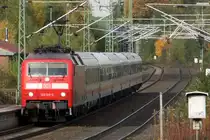 120 138-3 mit IC 2403 nach K�ln bei der Einfahrt in Recklinghausen 19.10.2012