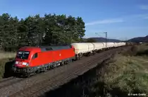 DB 182 016-6 vor G�terzug Richtung N�rnberg, KBS 880 Passau - N�rnberg, fotografiert bei Parsberg am 29.10.2010