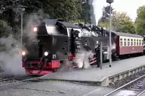 99 236 wartet 18:18 Uhr   am 13.10.12 in Drei - Annen  - Hohne auf  Ausfahrt nach 
Wernigerode