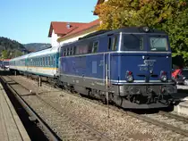 2143.18 der SVG mit dem ALX84164 am 21.10.12 in Immenstadt, kurz vor der Abfahrt nach Oberstdorf