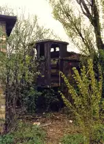 Das sp�tere  Technikmuseum Berlin , Zustand August 1981. Ein vergessener Waggon im Freigel�nde. Scan vom Papierabzug.