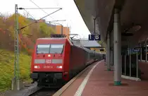 Mit IC in s�dlicher Richtung unterwegs (101 061 am 24.10.2012, Kassel-Wilhelmsh�he).