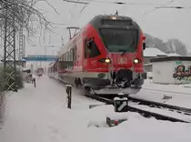 Schon mit Winterspuren verlie� ein Flirt,am 20.Dezember 2010,Bergen/R�gen.