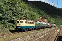 140 423-5 mit einem Museumslokzug von N�rnberg nach Koblenz-L�tzel in Kaub am 22.07.2012