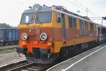 WĘGLINIEC (Woiwodschaft Niederschlesien/Kreis Zgorzelec), 10.10.2012, EP09-046 mit dem EC 248 von Kraków nach Berlin im Bahnhof Węgliniec