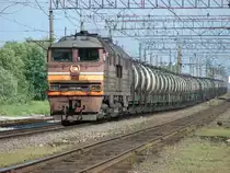 2T3116-659 mit 62 Waggons Roh�l f�r die Raffinerie in Maardu , Raasiku - 13/06/2007