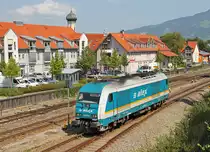 Nachdem der ALX nach M�nchen am 22. August 2012 soeben Immenstadt verlassen hat, macht sich 223 063 auf, um sich f�r den ALX nach Oberstdorf in Position zu bringen. Nach dessen Ankunft wird sie sich ans Zugende setzen und im Sandwich mit einem weiteren Eurorunner nach Oberstdorf fahren.