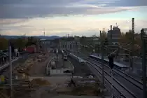 Es tut sich was in Radebeul Ost. Blick auf den im Bau befindlichen S-Bahnsteig am 03.11.2012 gegen 16:01 Uhr