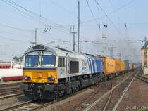 ERS 6608, eine Class 66 bei der Durchfahrt von Koblenz Hbf am 27.7.2006