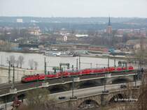 RE 17457 Leipzig - Dresden hat soeben auf der Marienbr�cke die Elbe �berquert - 13.04.2006
