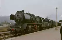 Am 28.01.1983 stand die DR 50 3536 und die 35 1113 mit dem P 15768 von Nossen nach Riesa abfahrtsbereit im Bf Nossen. Das Foto hat mein IG Unstrutbahn e.V. Mitglied Klaus Pollm�cher gemacht.