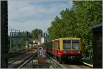Die S5 nach Spandau verl�sst die Station Bellevue. 
Berlin, den 17. Sept. 2012