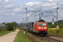 Die 185 120-3 am 31.07.2012 in Denzlingen.